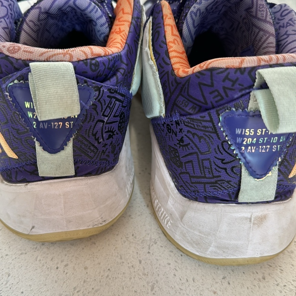 🍍 Adidas Basketball Sneaker Men's Issue 3 Size 11.5 🍍 - Picture 3 of 5